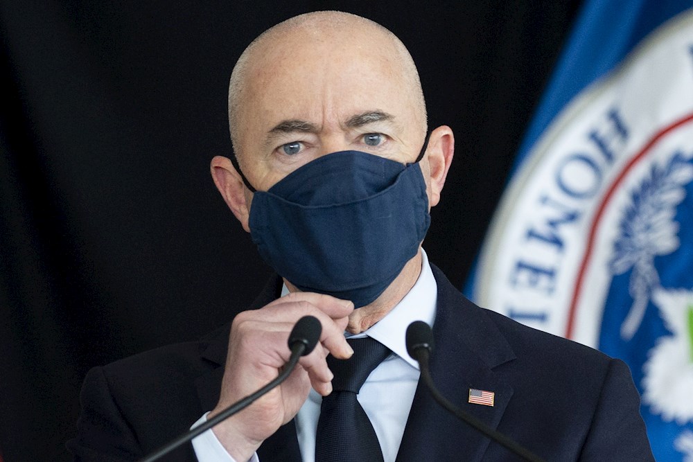 Mayorkas y Sullivan llegan a México para abordar agenda de seguridad de EEUU