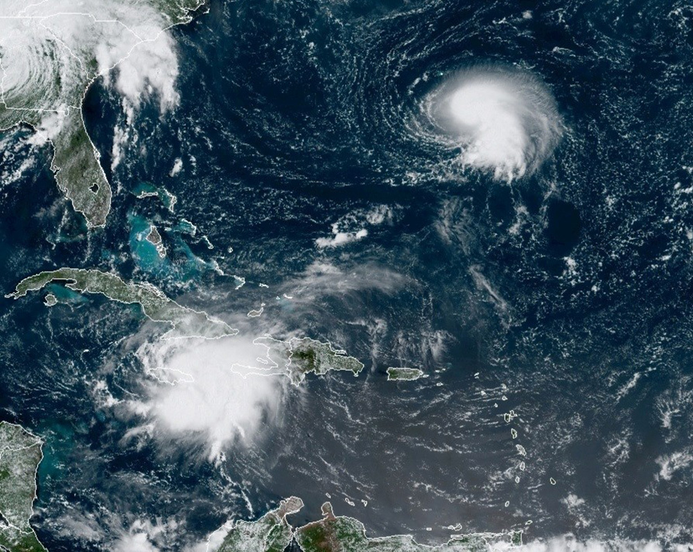 México se prepara para el doble embate del ciclón Grace