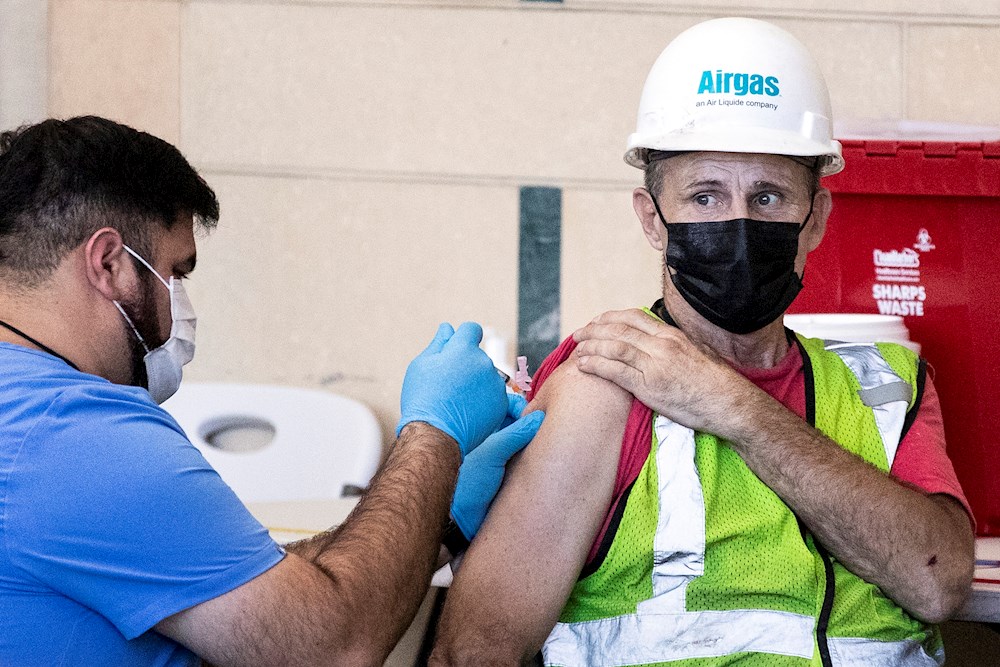 La pandemia ya es delta en EEUU y el Gobierno no descarta tercera dosis