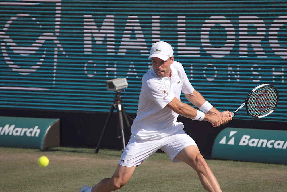 Bautista y Schwartzman siguen adelante y López es eliminado de Toronto