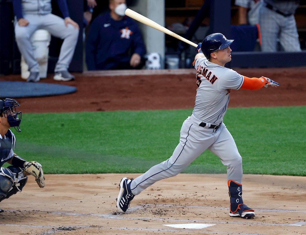 Bregman regresa y sella el triunfo de los Astros