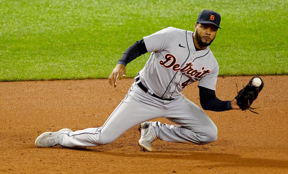 9-5. Candelario jonronea y Cabrera sigue en 498 vuelacercas