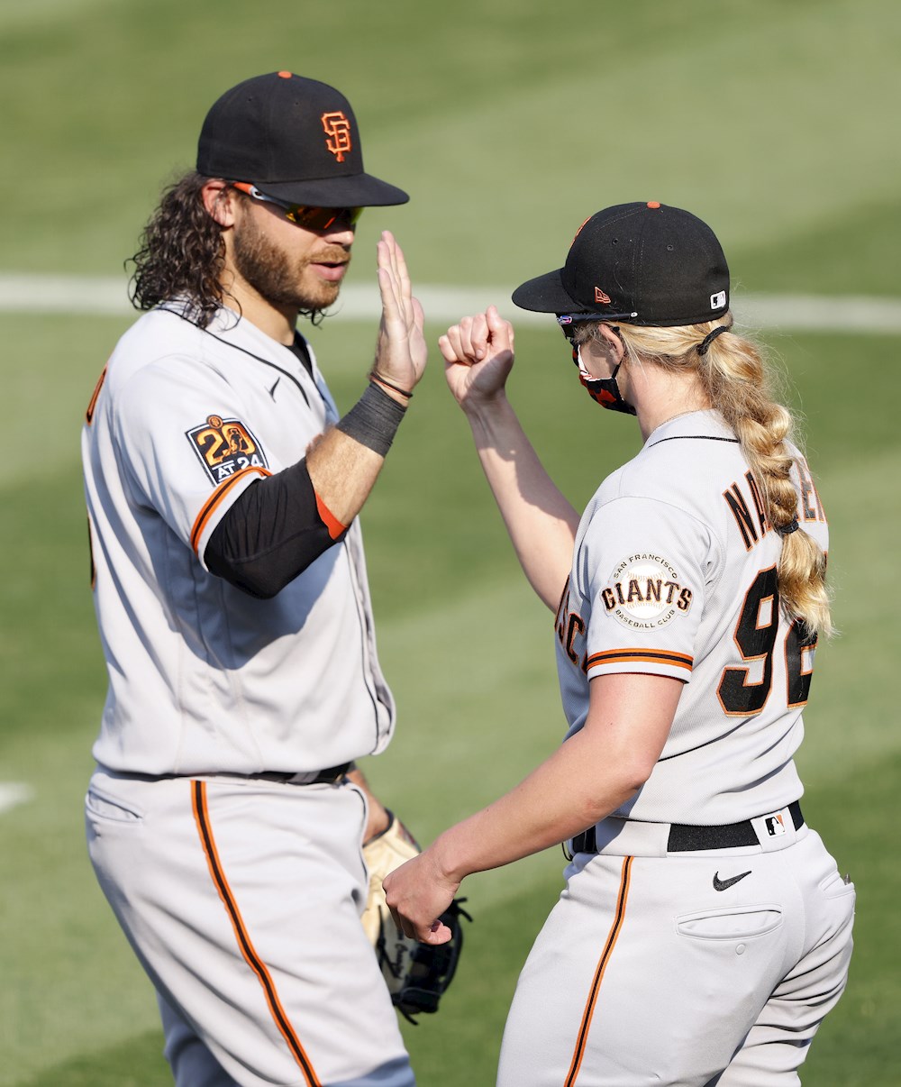 Crawford remolca la victoria de los líderes Gigantes