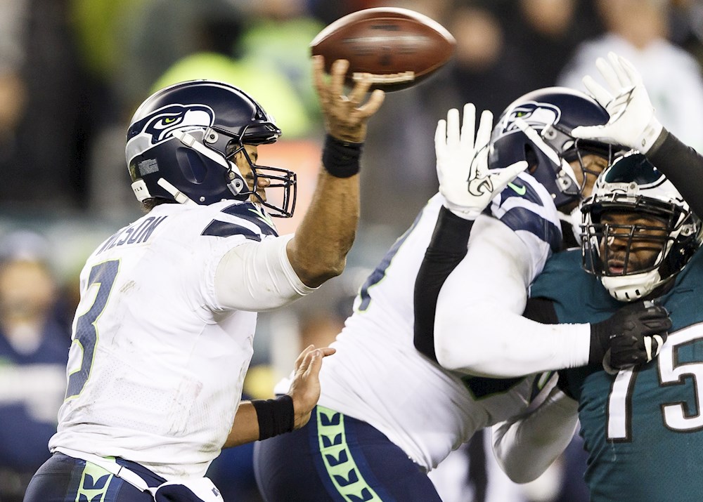 Curry se perderá la temporada de los Jets por enfermedad