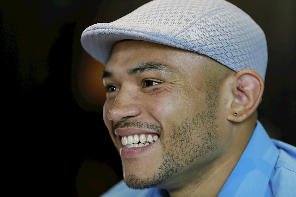 Benavidez advierte que noqueará al venezolano Uzcátegui para ir por el Canelo