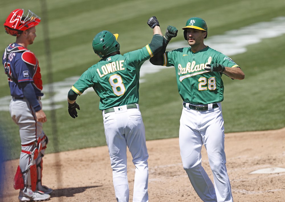 Olson pega doble y sella el triunfo de los Atléticos ante los Padres