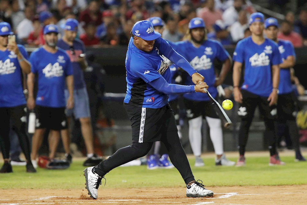 Salvador Pérez, Javier Báez y José Ramírez hacen valer el poder de sus bates