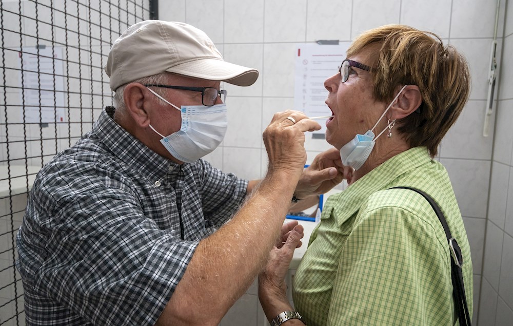 El mundo supera los 200 millones de casos de covid-19, según Johns Hopkins