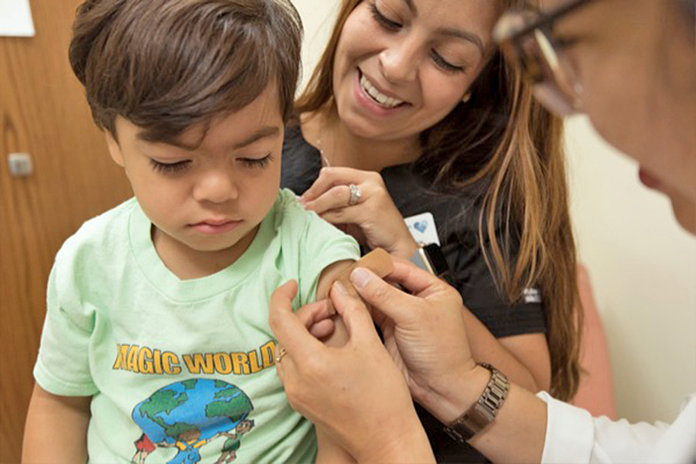 Disminuyen tasas de vacunación contra otras enfermedades en niños por el Covid-19