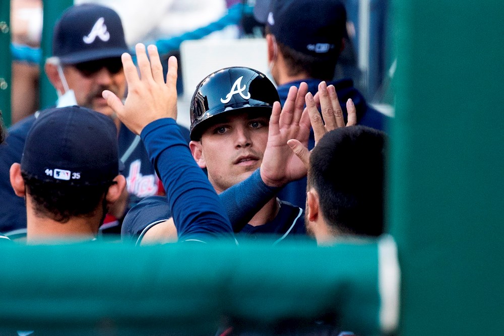 7-2. Ante los Filis, Riley acerca a los Bravos al título de División