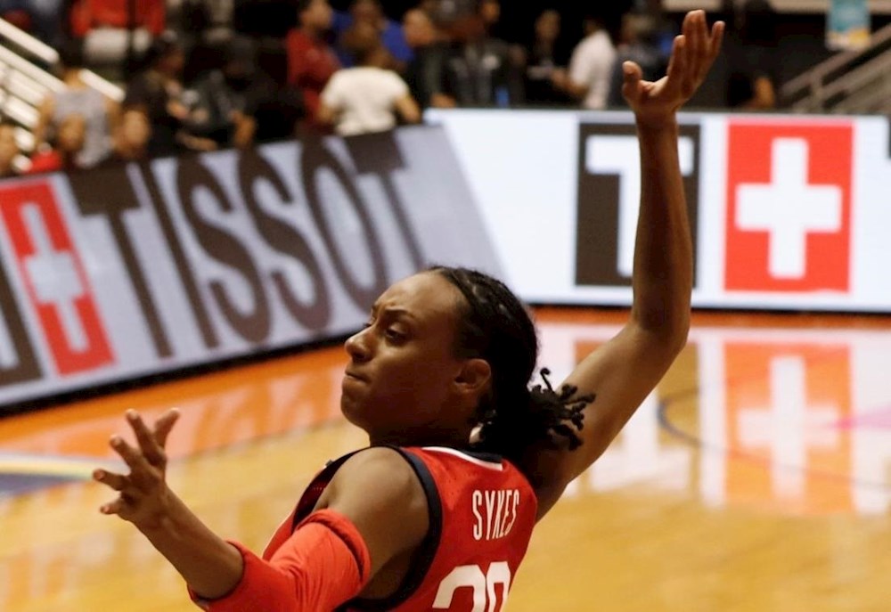 68-74. Ante las Dream, Sykes guía el triunfo de las Sparks que mantienen la esperanza en los playoffs