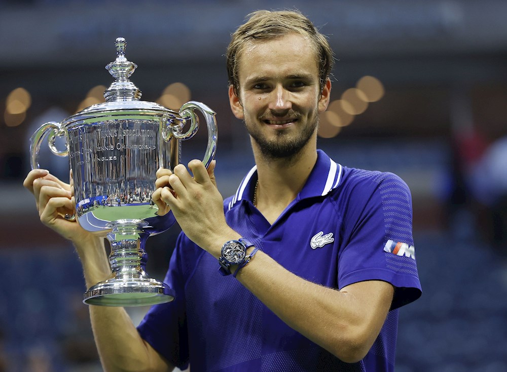 Medvedev derrota a Djokovic y gana el US Open, su primer Grand Slam