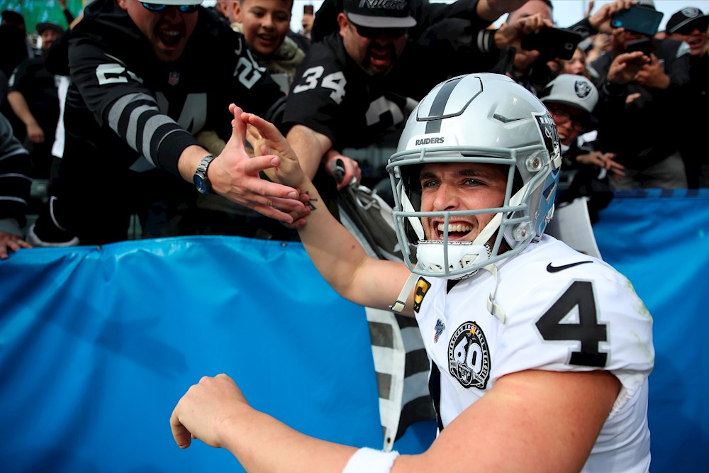 31-28. Raiders completan remontada en tiempo extra ante Dolphins