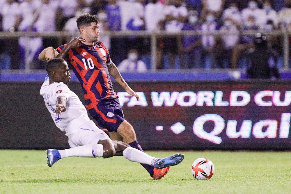 1-4. Estados Unidos remonta y logra su primer triunfo con paliza a Honduras