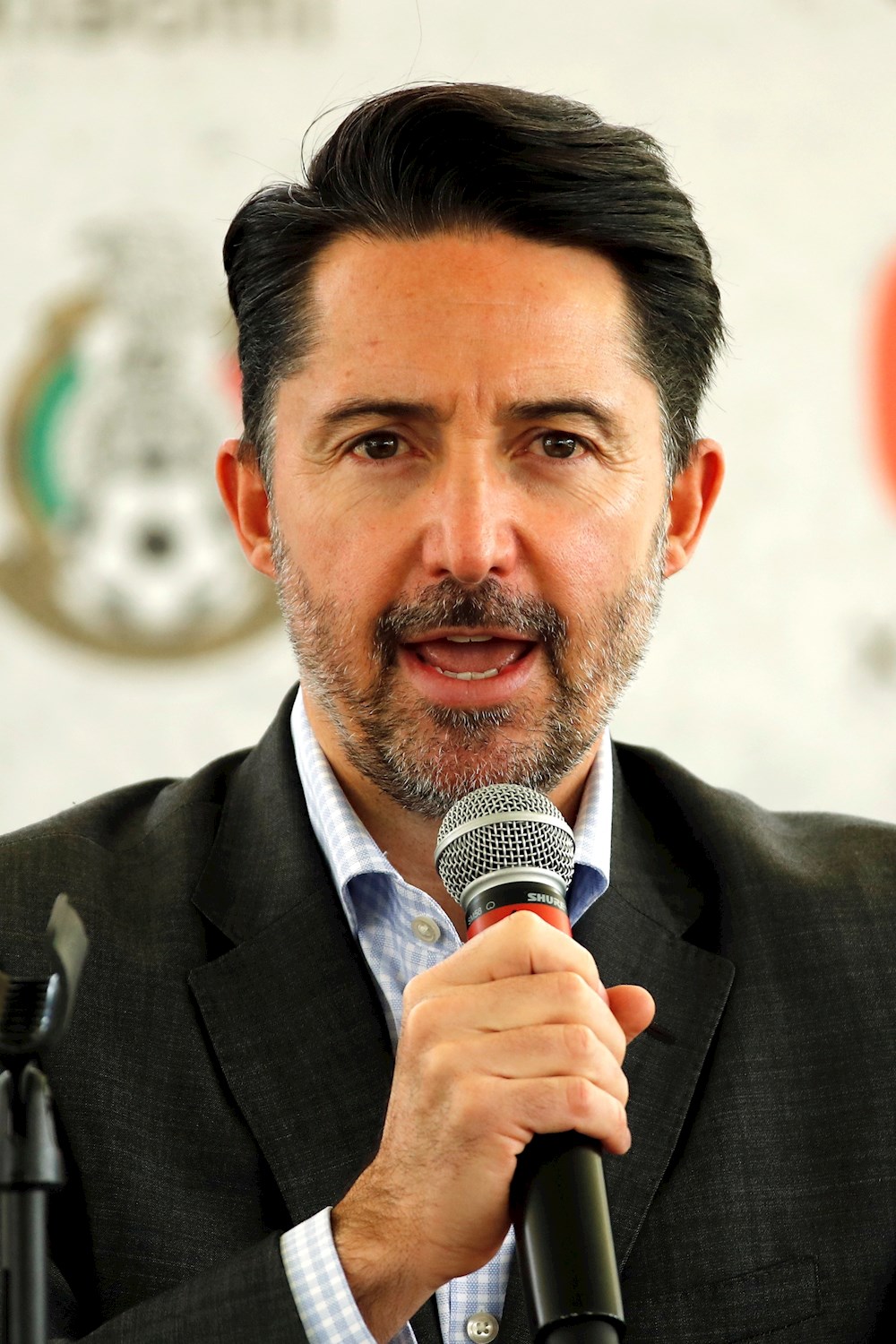 De Luisa dice que fue una falta de respeto de los Wolves no prestar a Jiménez