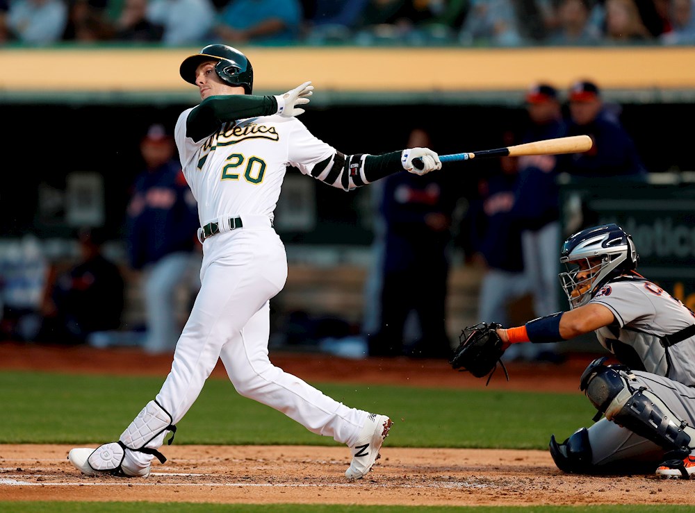 Canha marca el triunfo y los Atléticos siguen compitiendo por un boleto