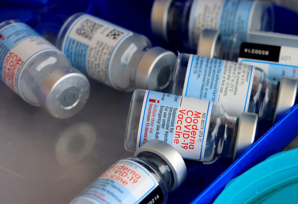 Las dosis de refuerzo de Moderna son efectivas para variantes nuevas como la Delta