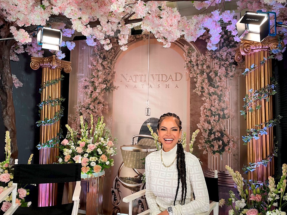 Natti Natasha: Renunciar a mi esencia habría sido “negativo” para mi hija