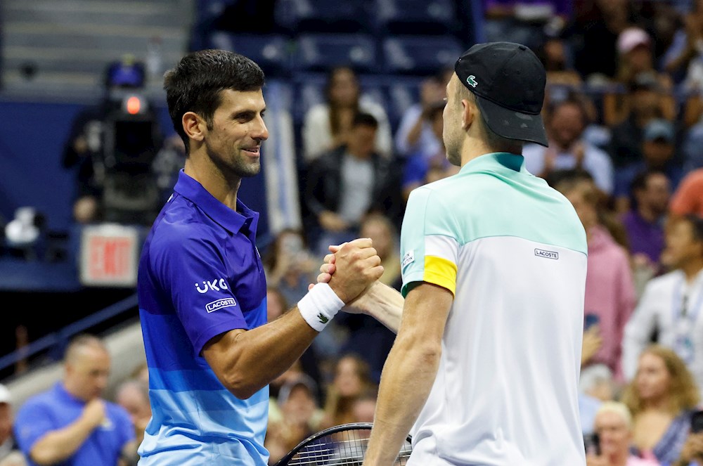 El serbio Djokovic y el alemán Zverev, imparables en el Abierto de EE.UU.