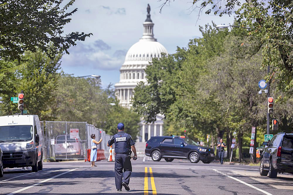 El Capitolio de EE.UU. refuerza su seguridad ante marcha