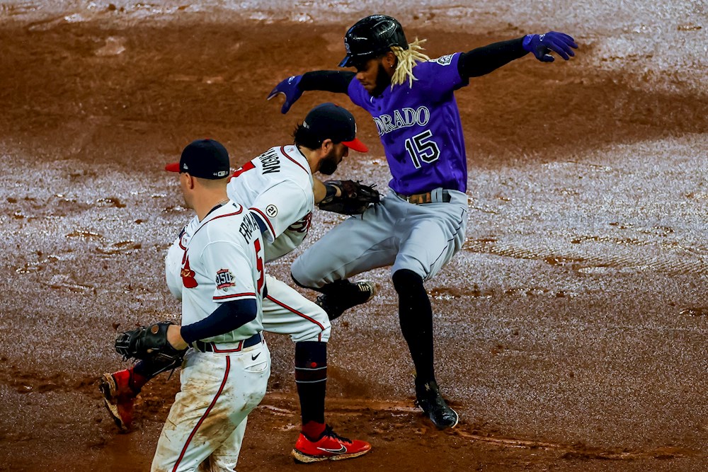 Tapia empuja el triunfo de los Rockies