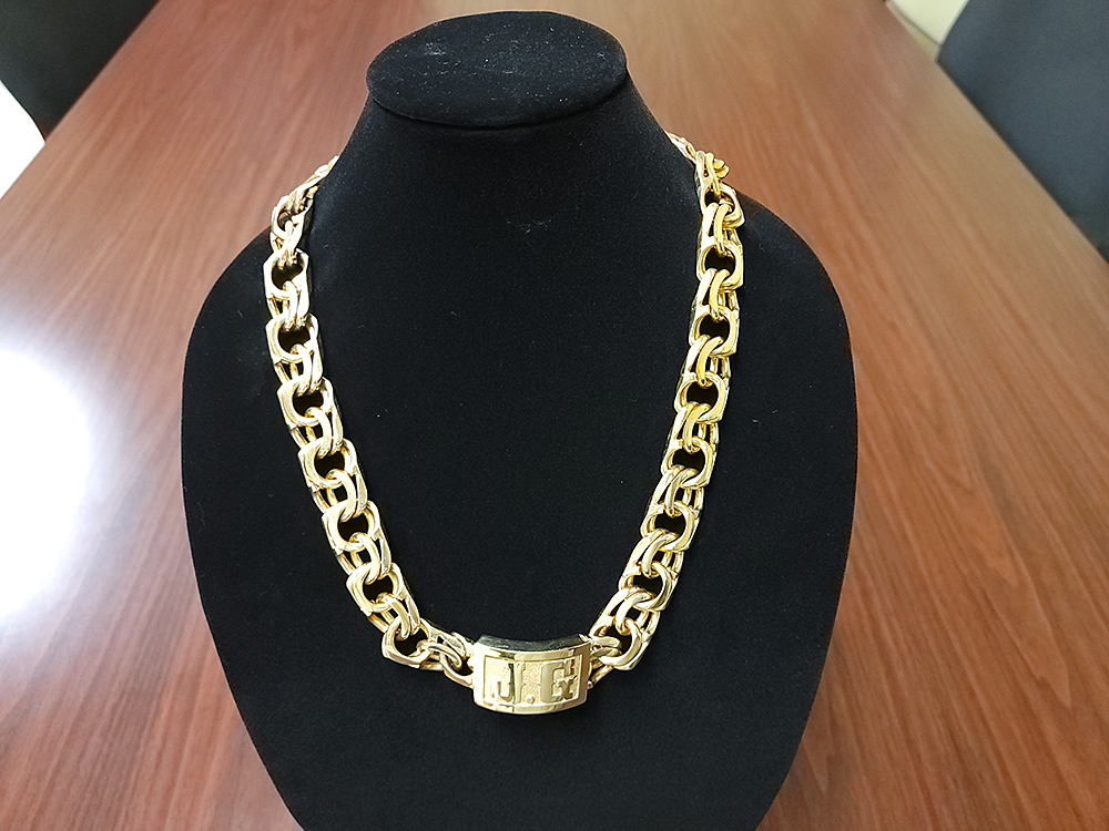 Condado de Hidalgo realiza subasta en línea de joyas