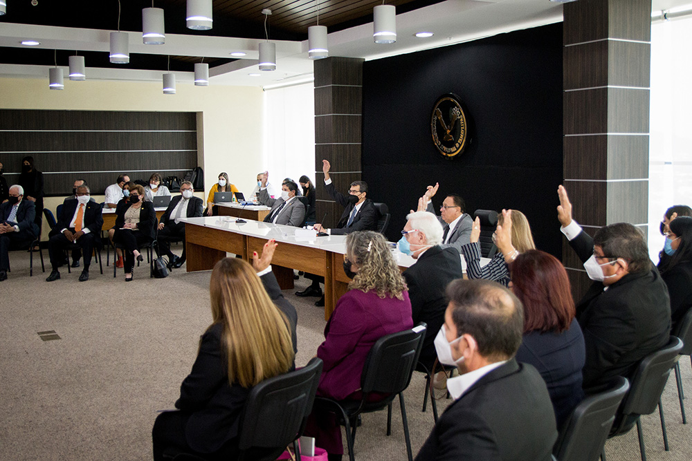 Emite UAT convocatoria para elegir al rector del período 2022-2025