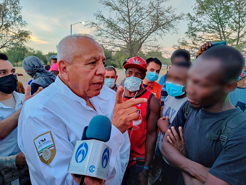 “En el cielo hay control migratorio”, dice el encargado de migración mexicano