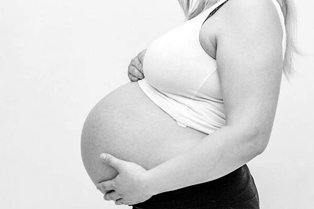 Estos son los peligros de fumar tabaco durante el embarazo