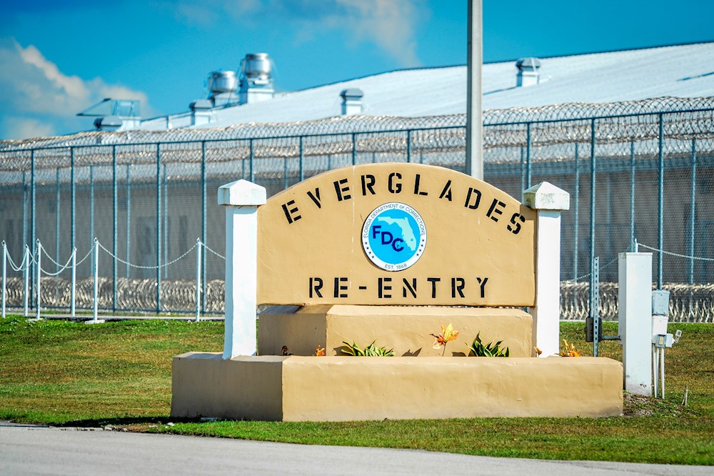 32a04aecc3e7d16f5f22cd2c4aeaea3b495b758c