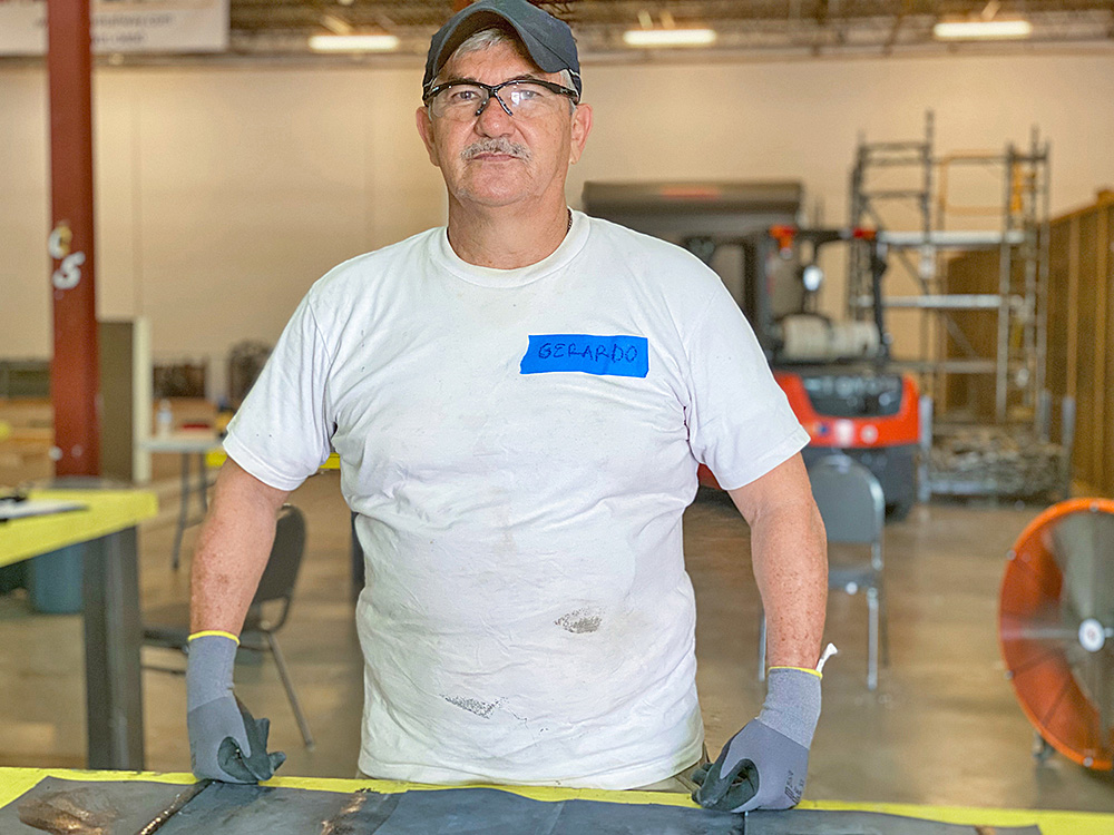 De maestro a estudiante: Profesor encuentra nueva carrera en TSC