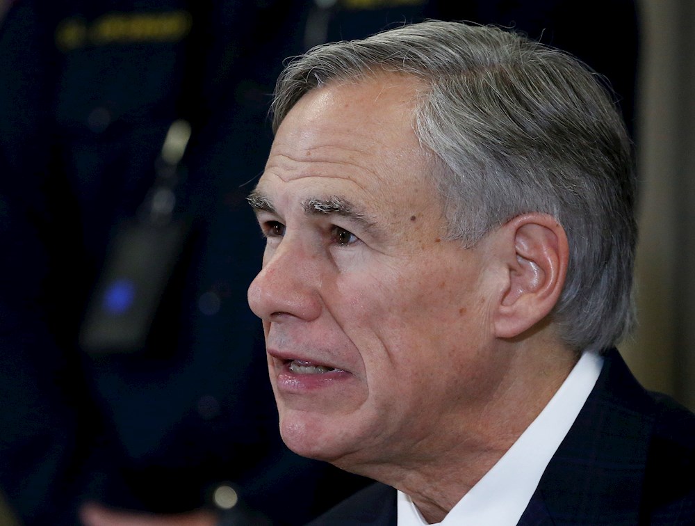 Gobernador de Texas refuerza su operativo antiinmigrante en la frontera