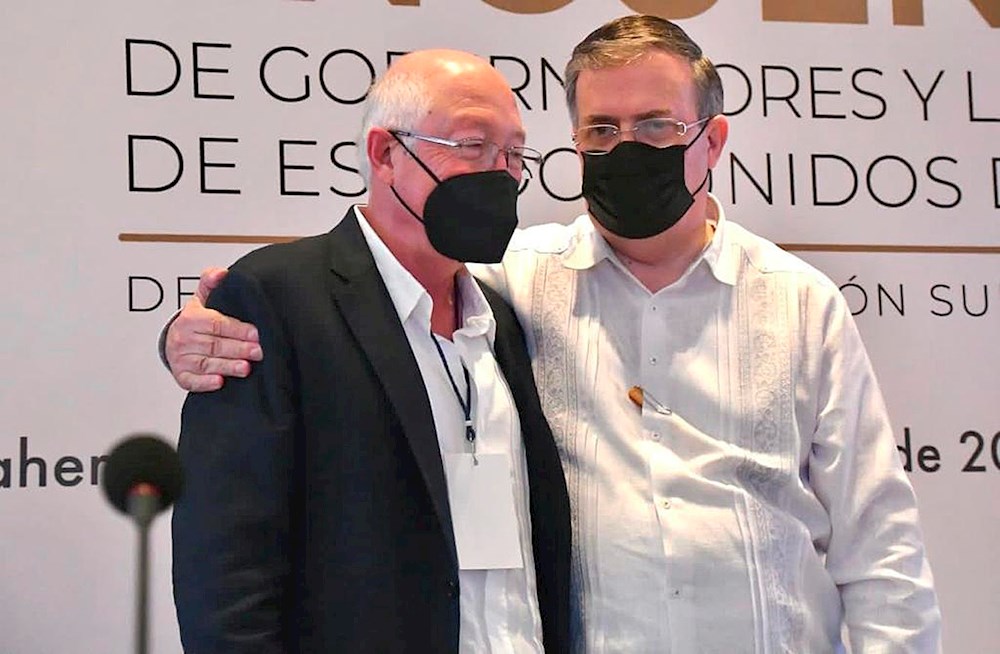 México busca inversión de EE.UU. por 25.000 millones de dólares en sureste