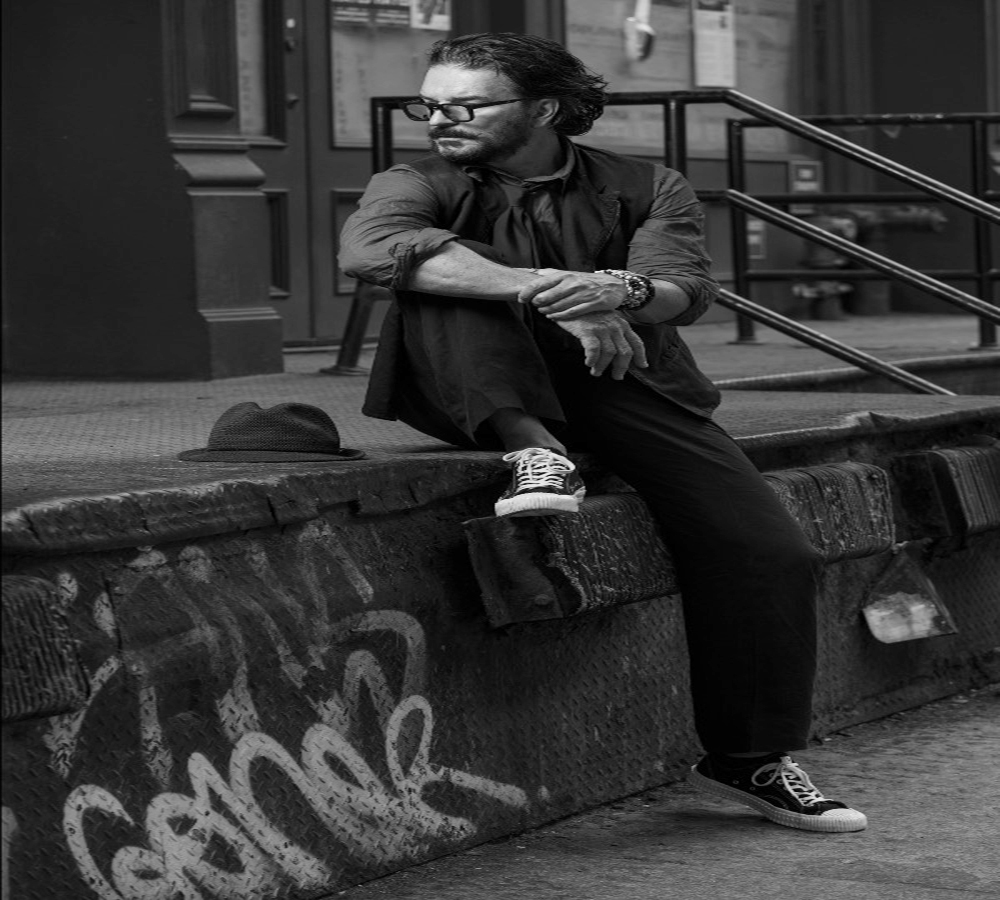 “EL FLECHAZO Y LA SECUELA”  DE RICARDO ARJONA  SEGUNDA CANCIÓN  DEL ÁLBUM “NEGRO”