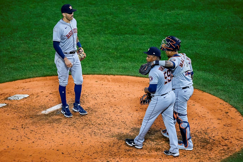 9-1. El dominicano Valdez pone a los Astros a un triunfo de la Serie Mundial