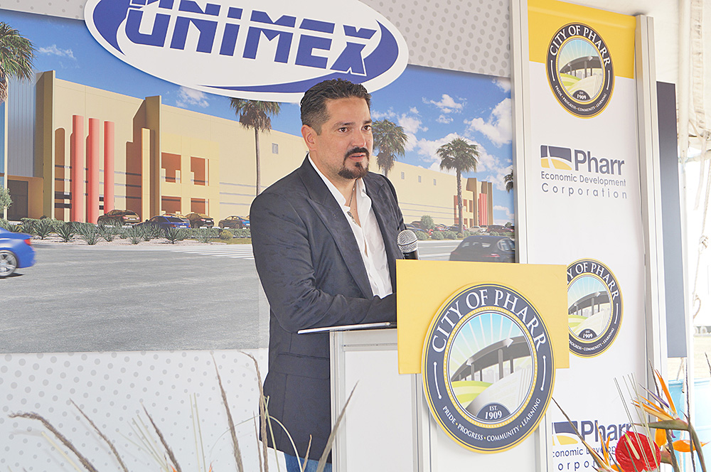 Ceremonia de inauguración y primer palazo del nuevo edificio de Unimex