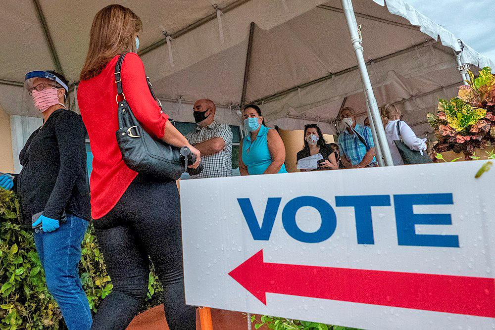 Abogan por distritos electorales que reflejen la creciente presencia latina
