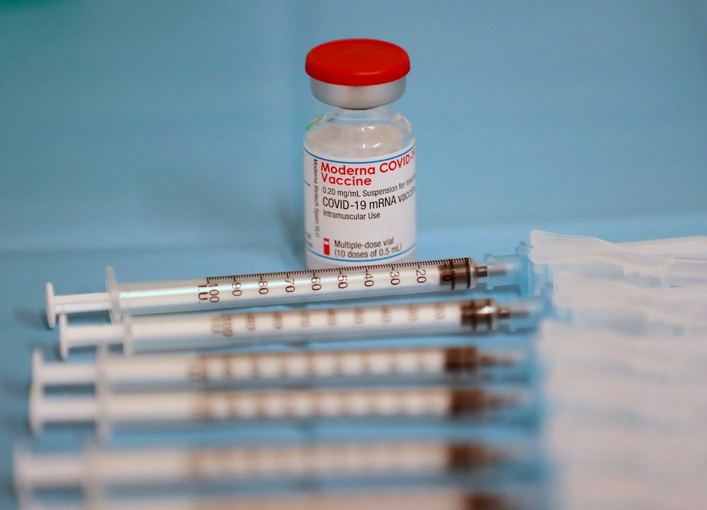 Regulador de EEUU da su visto bueno a dosis de refuerzo de J&J y Moderna