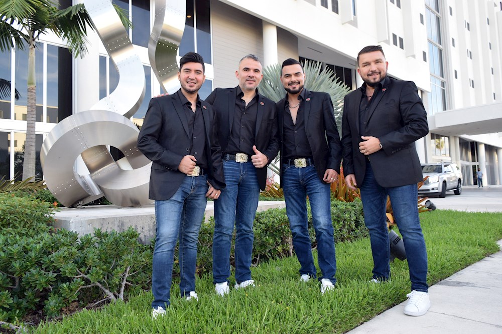 La octogenaria banda mexicana El Recodo conquista los “likes” de YouTube