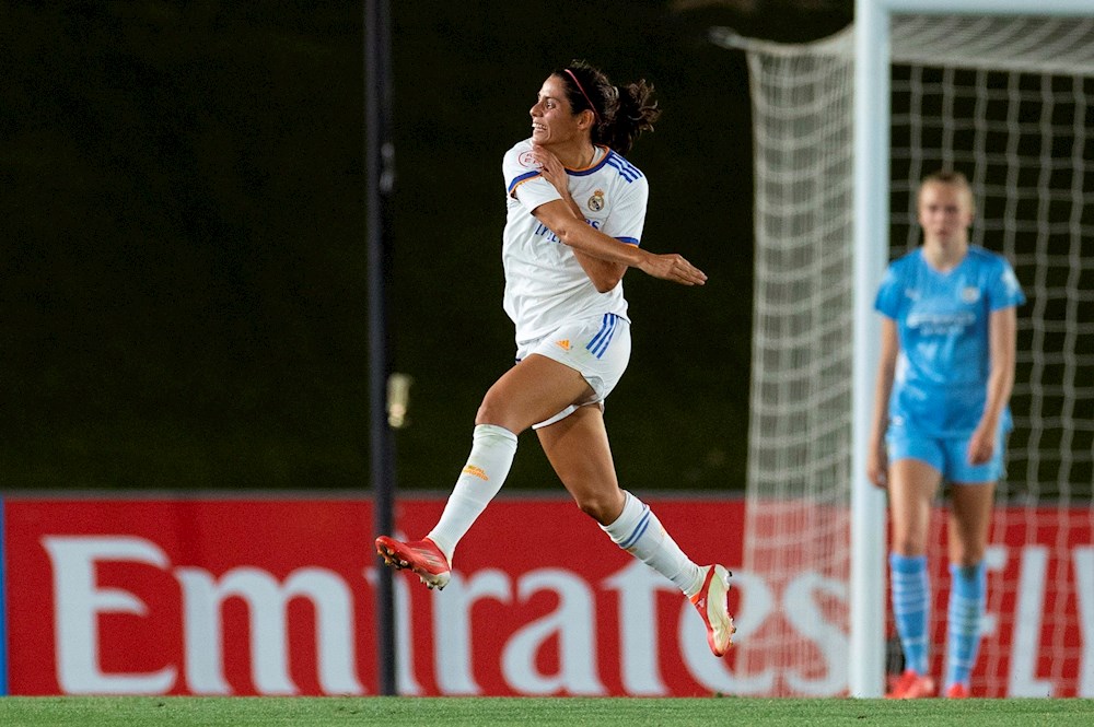 Kenti Robles: “El gol contra el Manchester City significó mucho para mí”