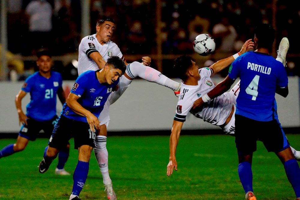 2-0. México derrota de visita a El Salvador y reafirma su liderato en Concacaf