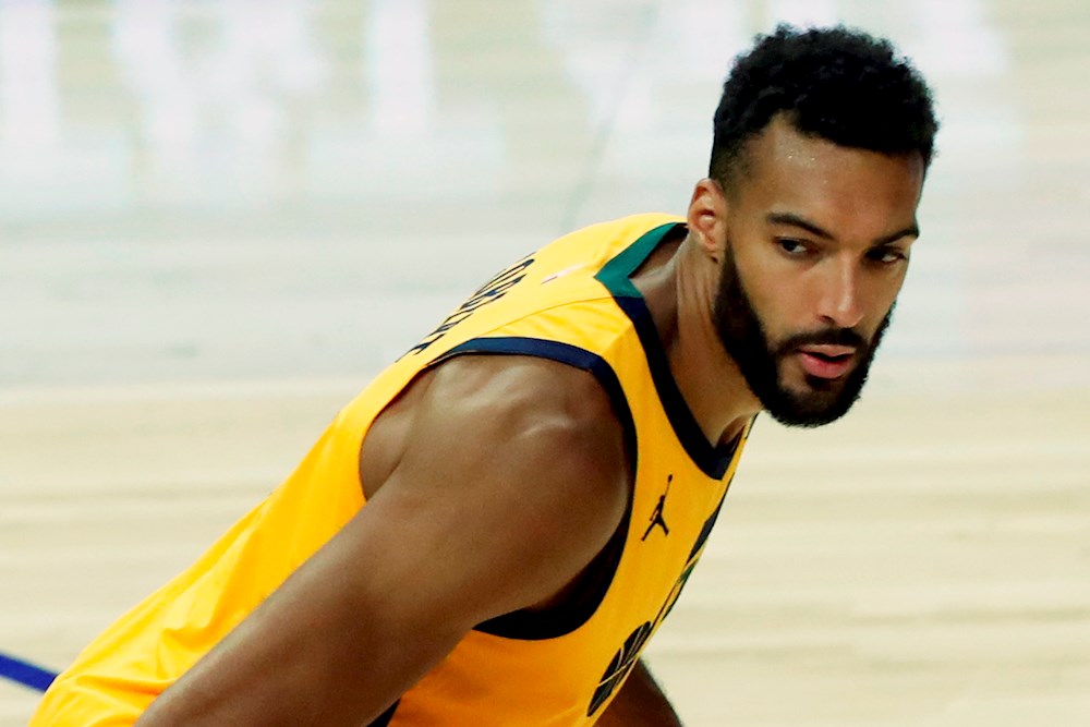 107-86. Gobert aporta doble-doble y Jazz se exhiben ante Thunder