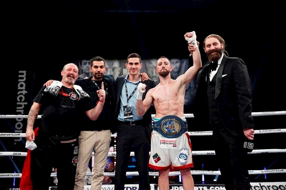 Sandor Martín: “Voy a robarle el futuro a Mikey García”