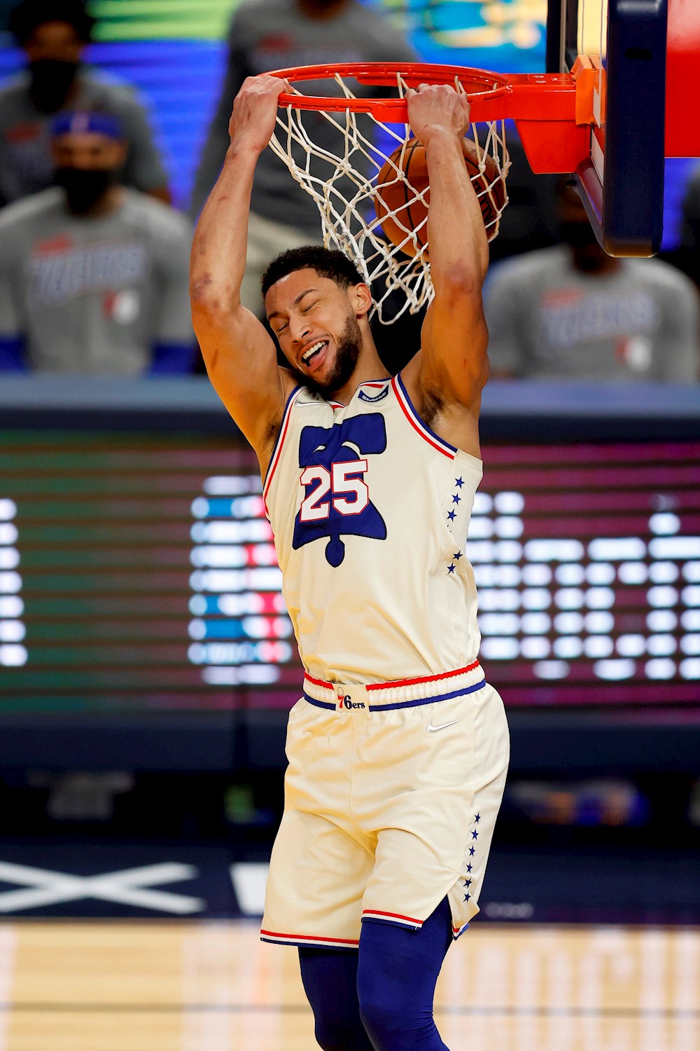Los Sixers suspenden a Simmons con un partido por no trabajar en el entrenamiento
