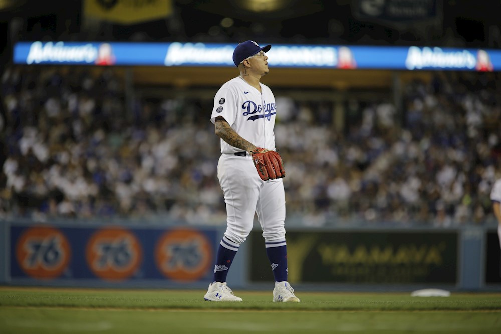 El lanzador Julio Urías gana el Premio Nacional del Deporte en México