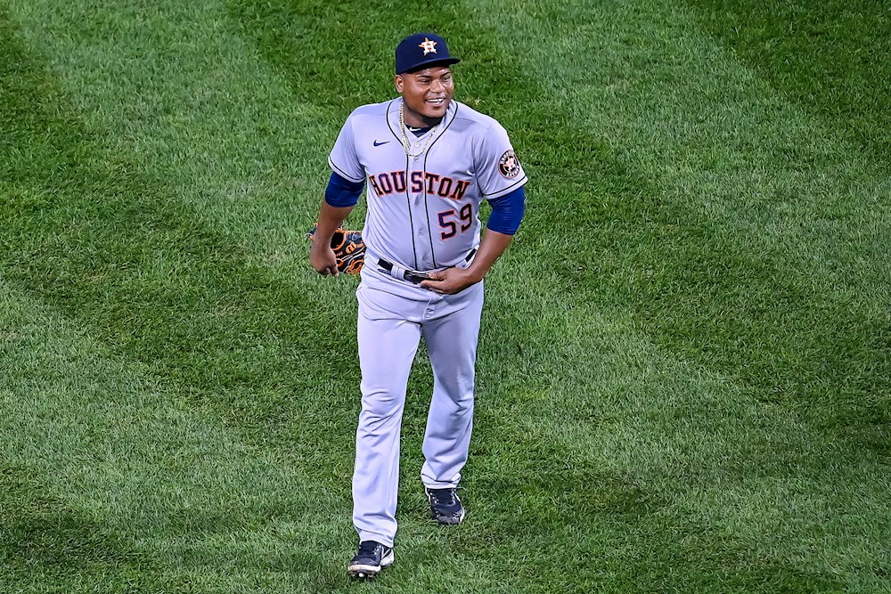 El dominicano Framber Valdez vivirá su gran sueño de lanzar en Serie Mundial