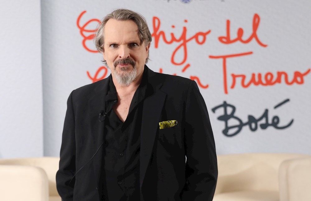 Miguel Bosé: “Con mi libro podéis hacer lo que os dé la gana, es vuestro”