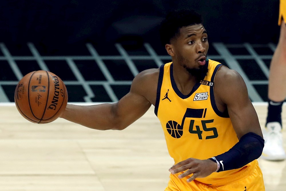 119-113. Mitchell y los Jazz dominan a los Kings