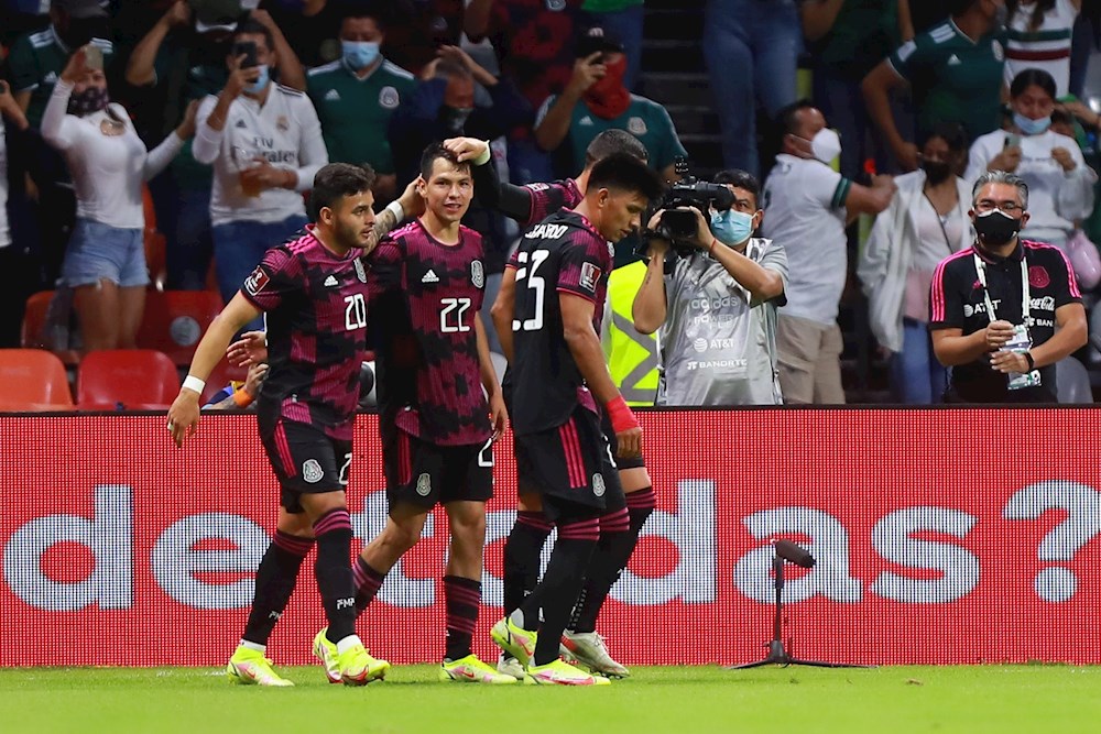Jiménez y Lozano encabezan selección mexicana para partidos de eliminatoria