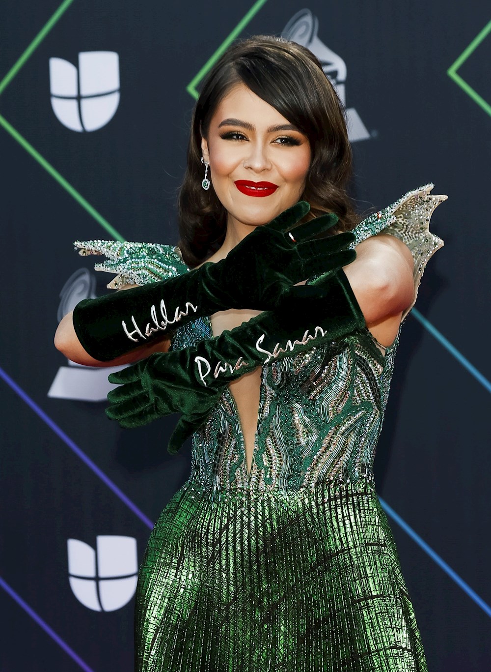 Juliana Velásquez se lleva el Latin Grammy al mejor nuevo artista